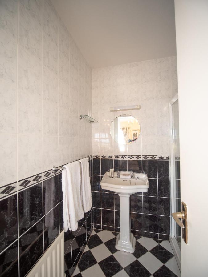 Ceol Na Mara Guest House Інішкрон Екстер'єр фото